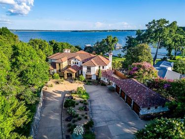 9930 Boat Club Road, Fort Worth, TX 76179