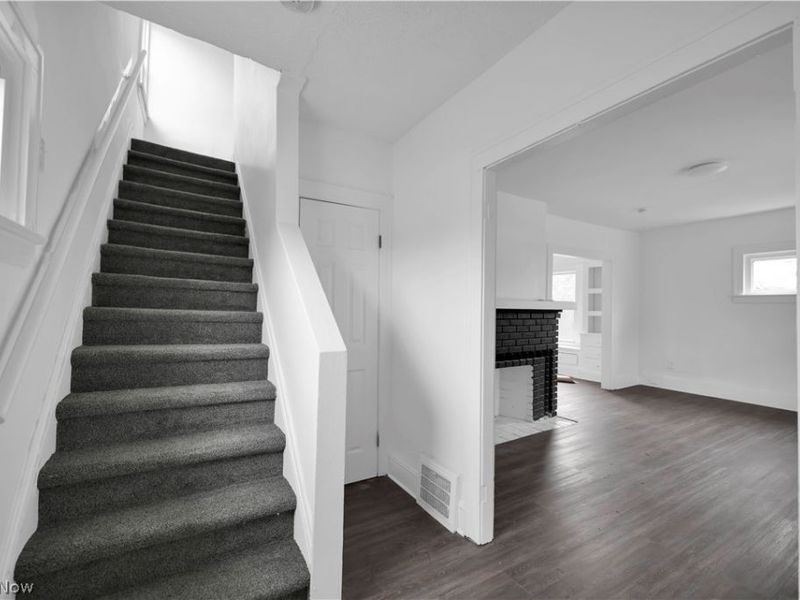 13609 Edgewood Avenue , Cleveland, OH 44105 Photo 5