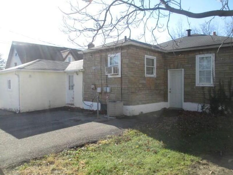 746 S Yearling Road, Columbus, OH 43213 Photo 9