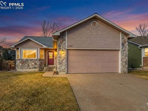 1310 Bison Ridge Drive, Colorado Springs, CO 80919