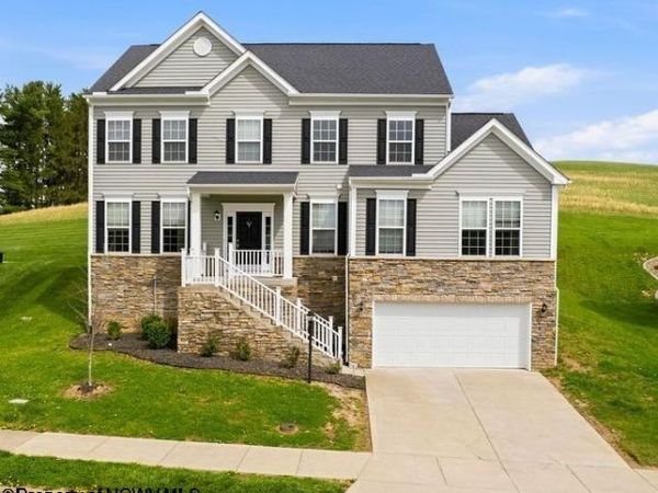 63 Kingston Drive, Bridgeport, WV 26330