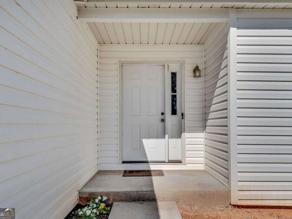 1071 Traymore Drive, Norcross, GA 30093