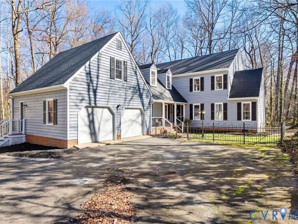 6024 Watch Harbour Road , Midlothian, VA 23112