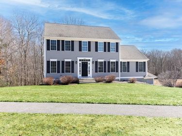2681 Courtlyn Road, Dighton, MA 02715