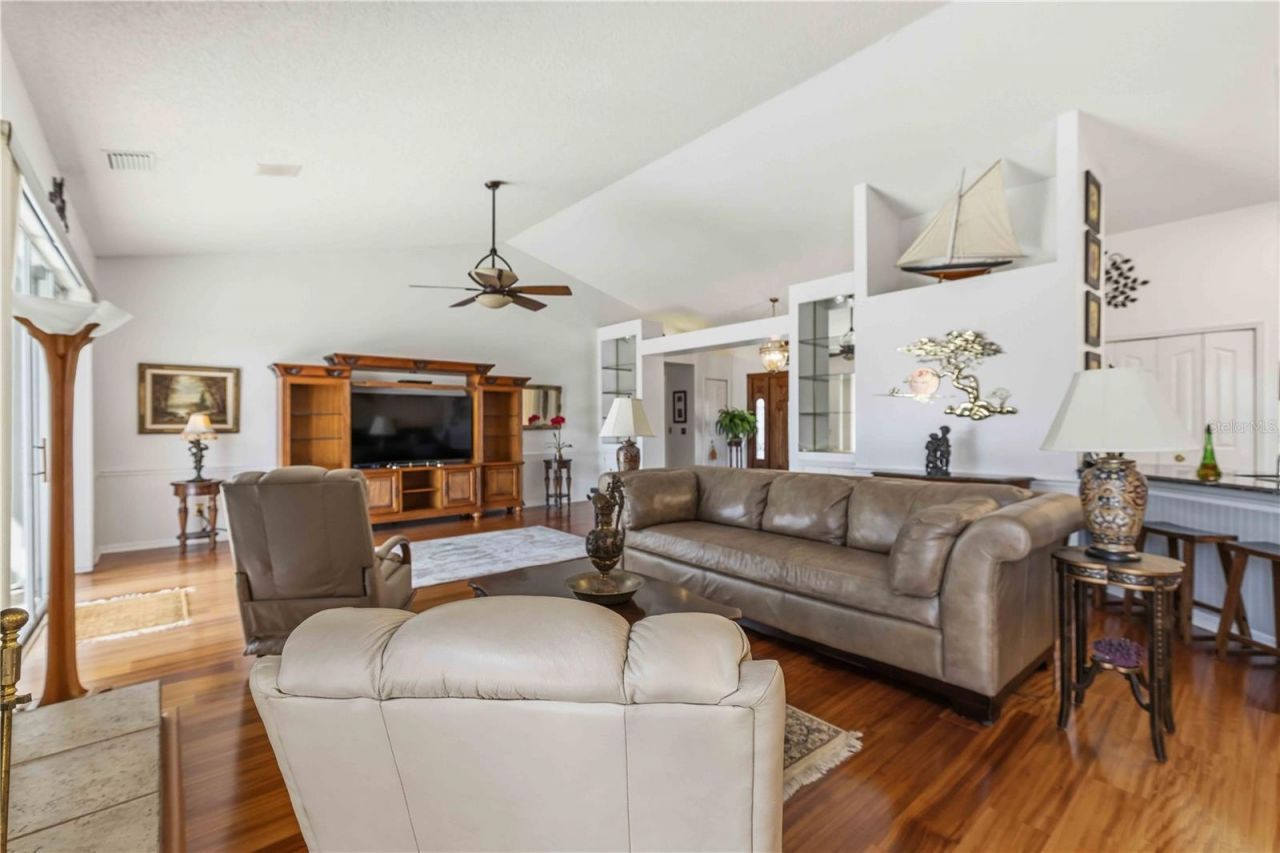 4820 61st Avenue Drive W, Bradenton, FL 34210 Photo