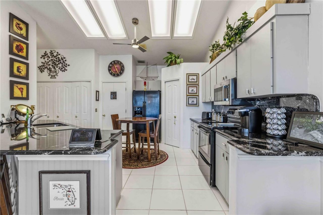 4820 61st Avenue Drive W, Bradenton, FL 34210 Photo