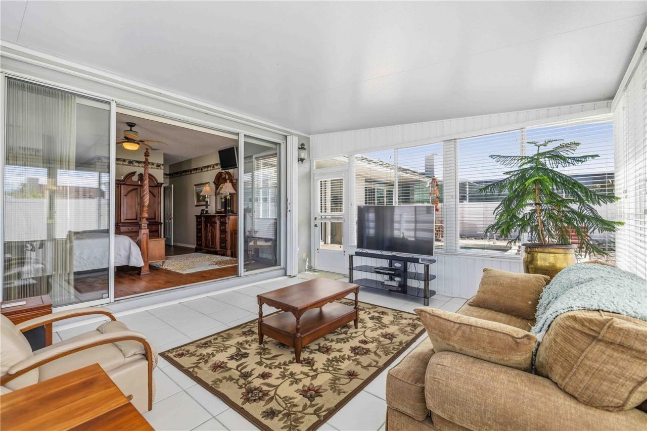 4820 61st Avenue Drive W, Bradenton, FL 34210 Photo