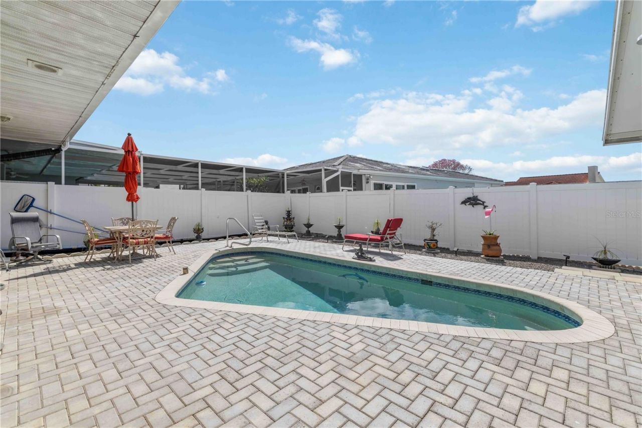 4820 61st Avenue Drive W, Bradenton, FL 34210 Photo