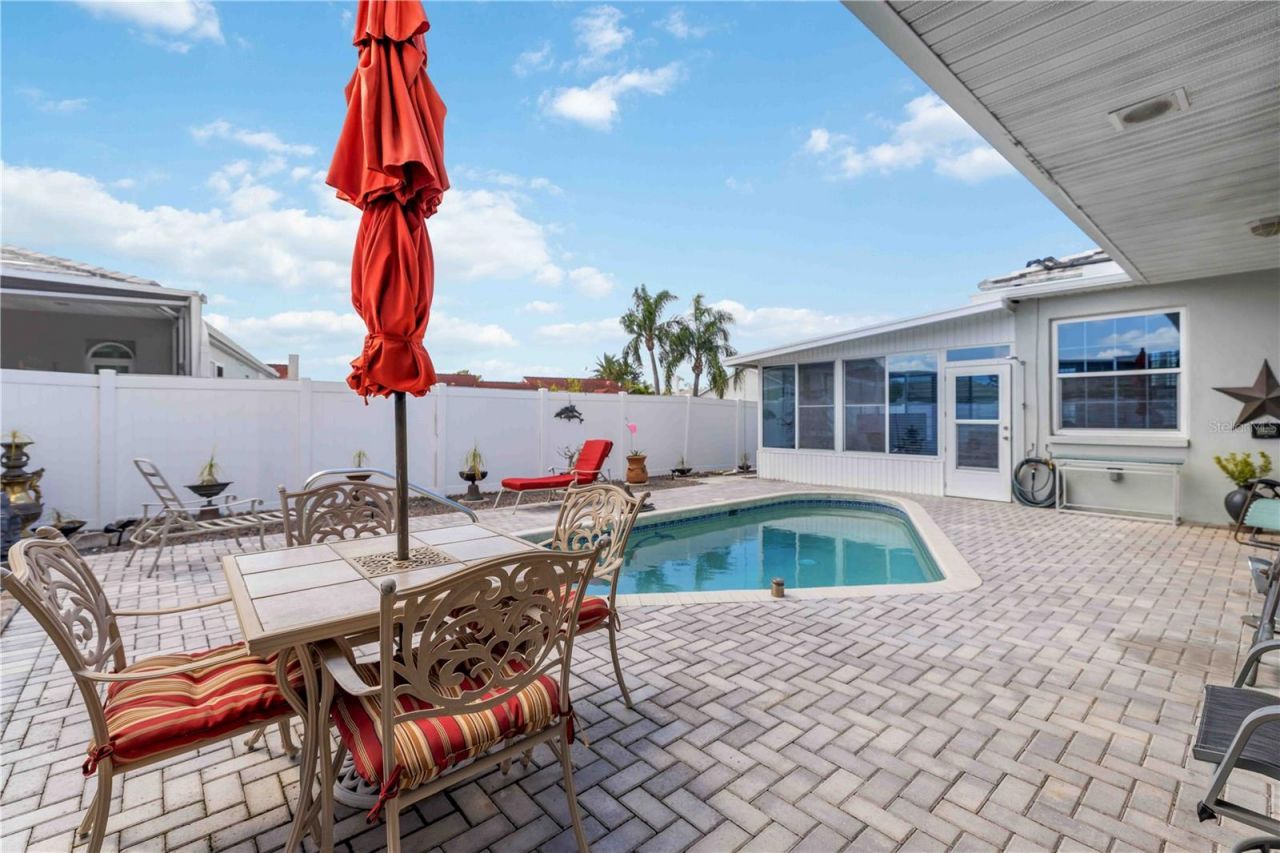 4820 61st Avenue Drive W, Bradenton, FL 34210 Photo