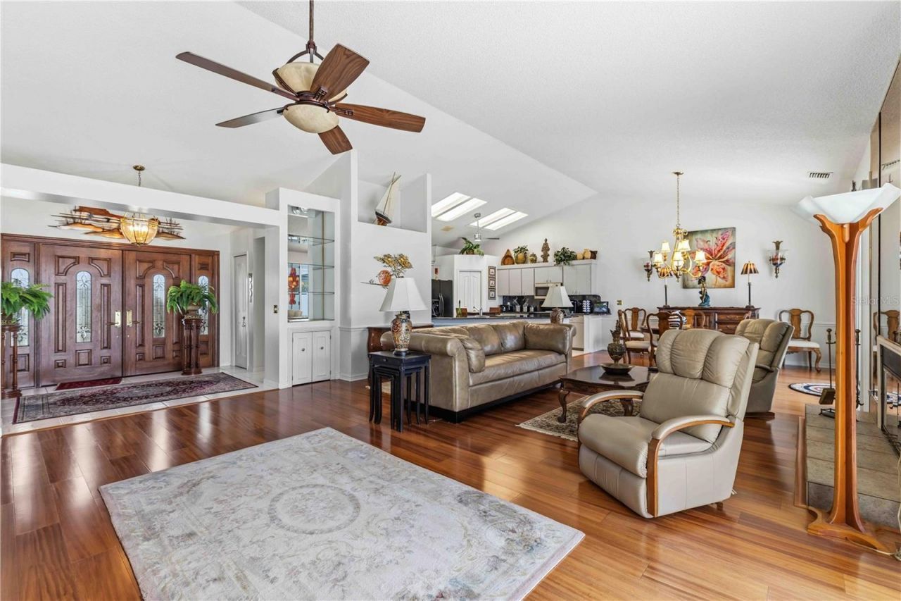 4820 61st Avenue Drive W, Bradenton, FL 34210 Photo