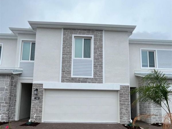 248 NINE IRON DRIVE , DAVENPORT, FL 33896