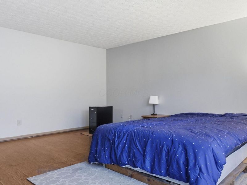 4711 Lyndenhall Drive, Columbus, OH 43207 Photo 11