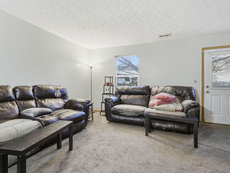 4711 Lyndenhall Drive, Columbus, OH 43207 Photo 4