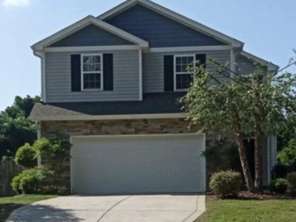 256 N Saylor Street , Southern Pines, NC 28387