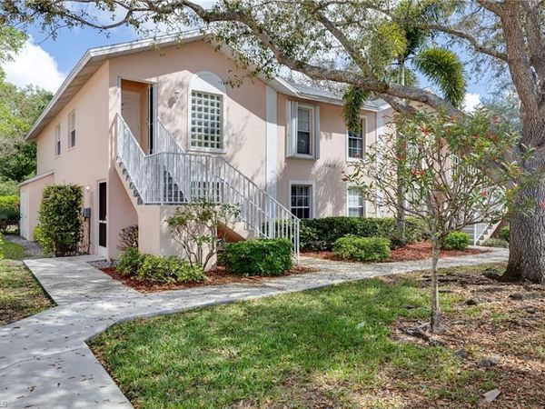 26735 Little John CT , Unit 25, BONITA SPRINGS, FL 34135