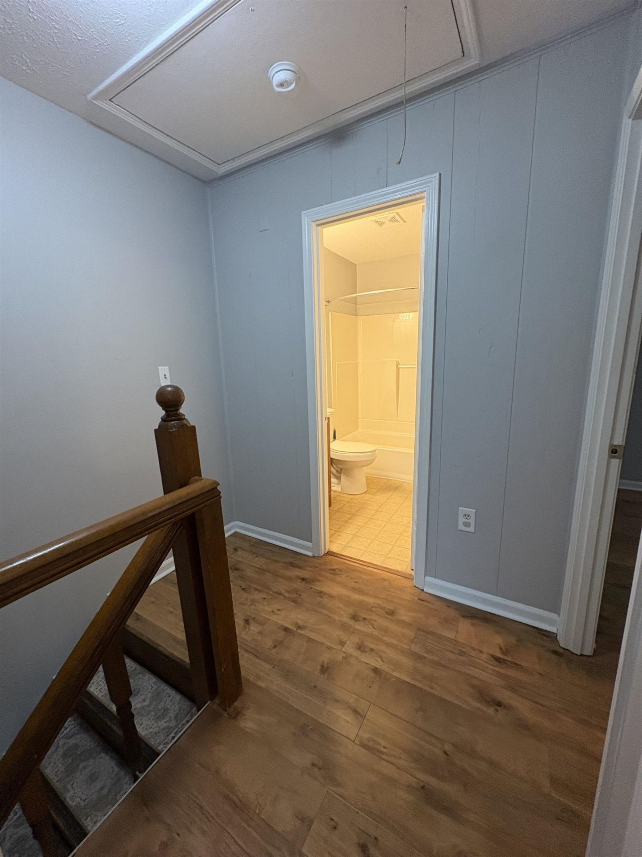 4405 Lakeside Dr. Photo 17