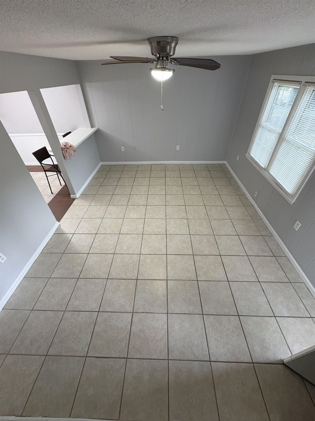 4405 Lakeside Dr. Photo 5