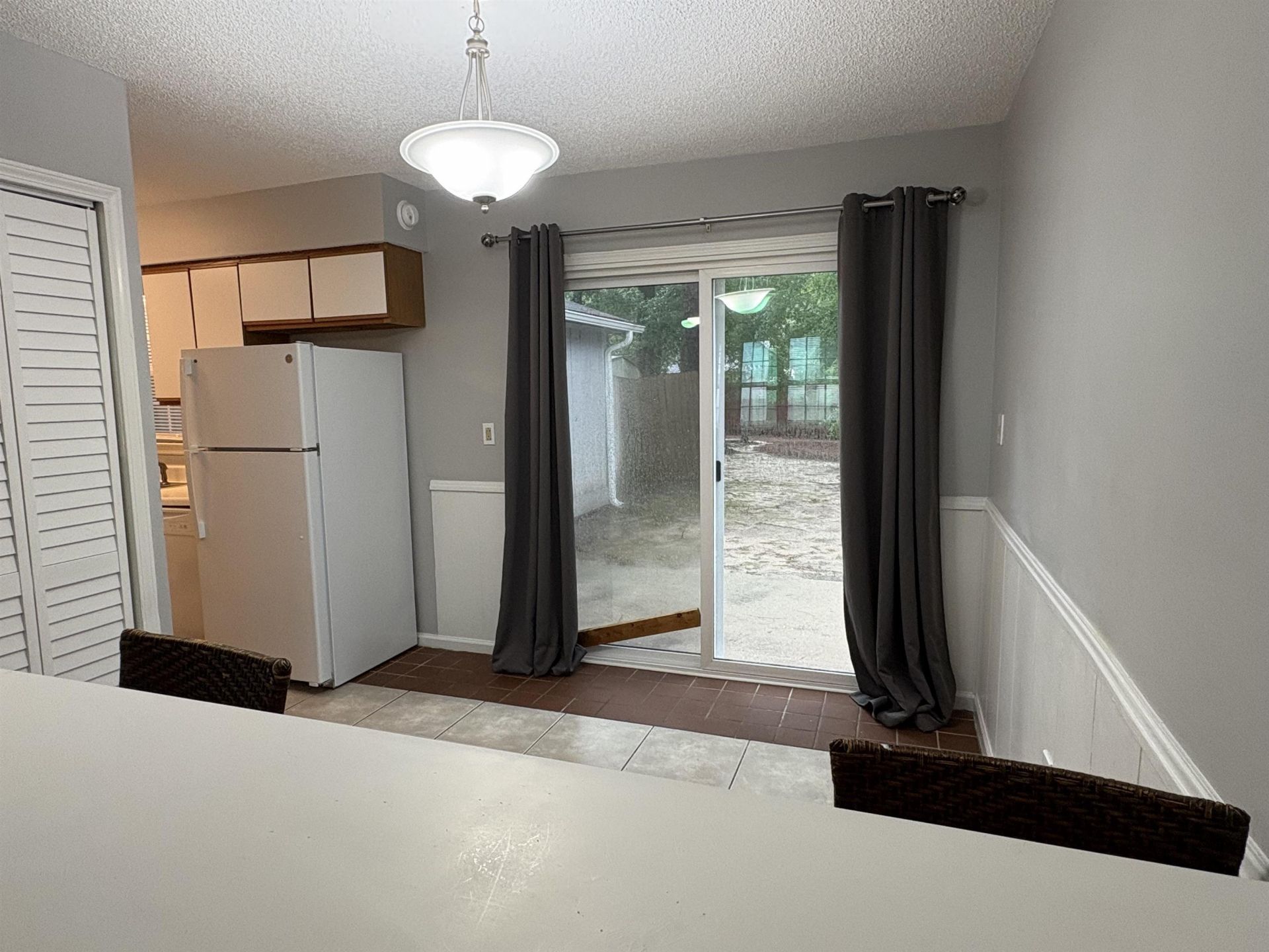 4405 Lakeside Dr. Photo 8