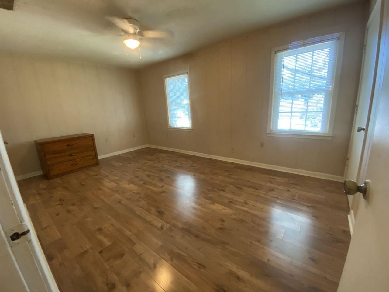 4405 Lakeside Dr. Photo 9