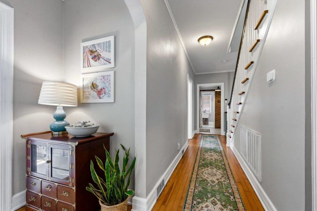 1013 Elm St. Photo 21