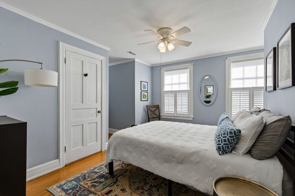 1013 Elm St. Photo 27