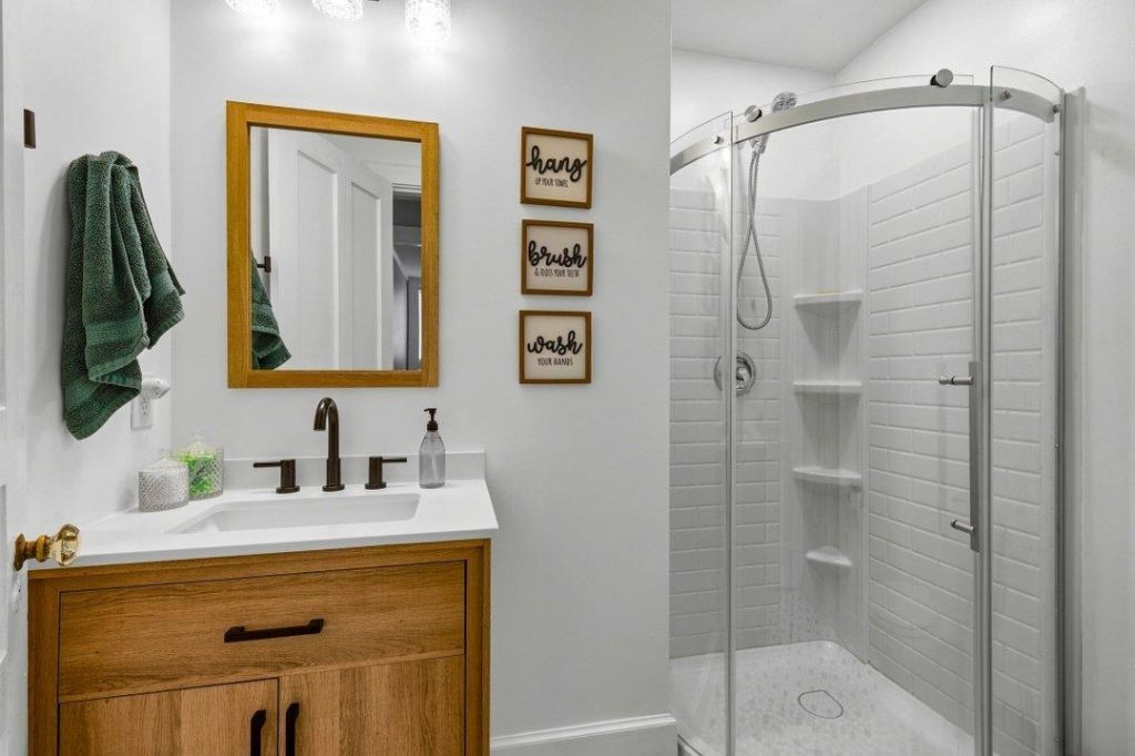 1013 Elm St. Photo 28