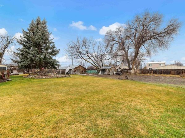 1415/1411 S Fern St, Nampa, ID 83686