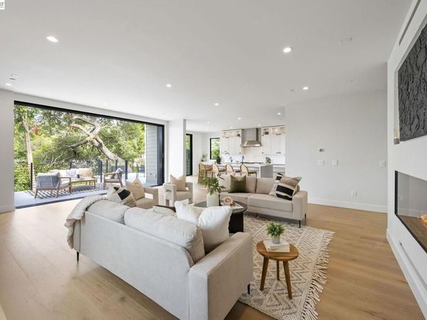 5883 Margarido Dr, Oakland, CA 94618