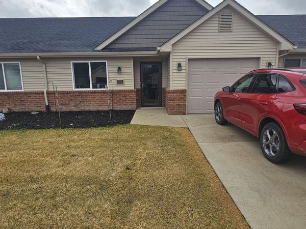 5203 Volterra Drive, Monroe, MI 48161