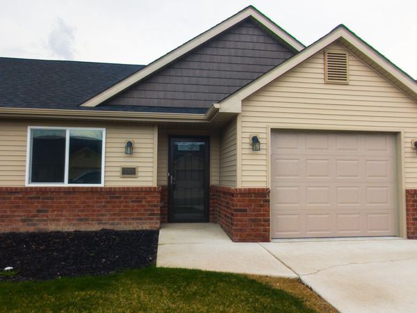 5203 Volterra Drive, Monroe, MI 48161