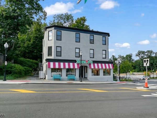 38 Morris St, Morristown, NJ 07960