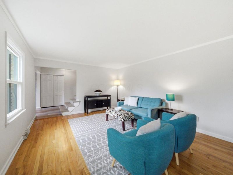 1448 Clubview Boulevard N, Columbus, OH 43235 Photo 11