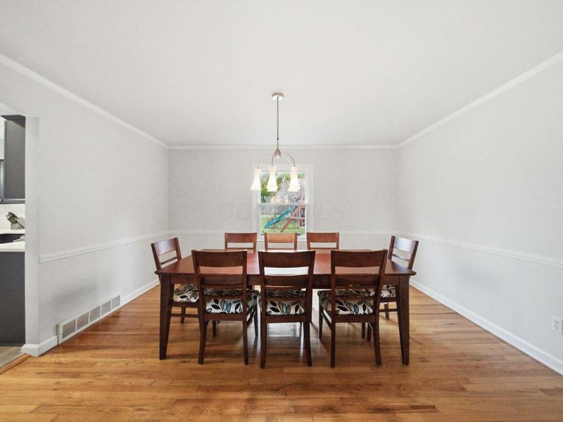 1448 Clubview Boulevard N, Columbus, OH 43235 Photo 14