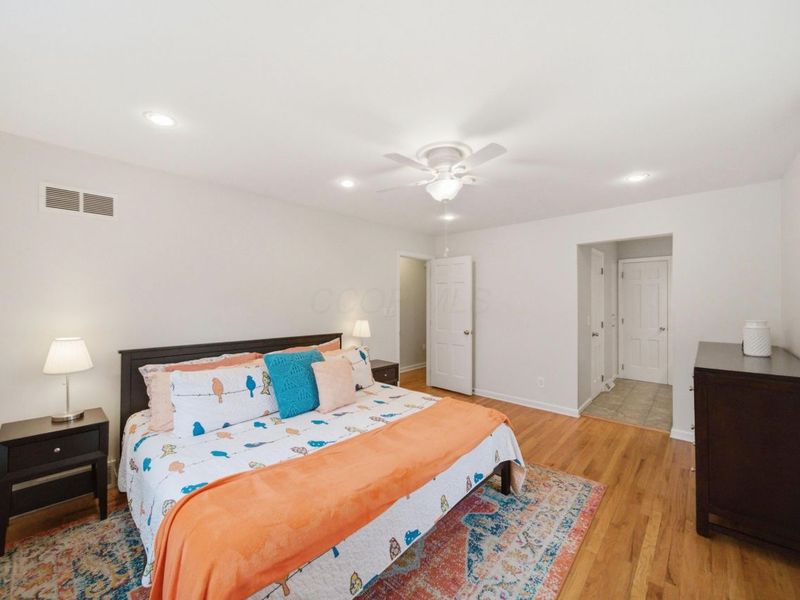 1448 Clubview Boulevard N, Columbus, OH 43235 Photo 23