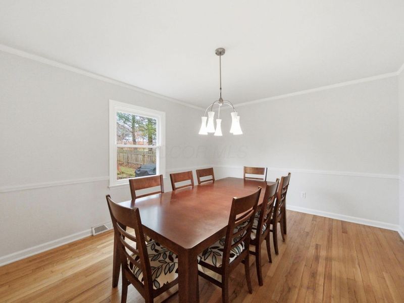 1448 Clubview Boulevard N, Columbus, OH 43235 Photo 4