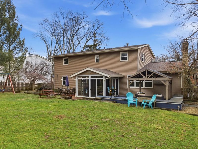 1448 Clubview Boulevard N, Columbus, OH 43235 Photo 8