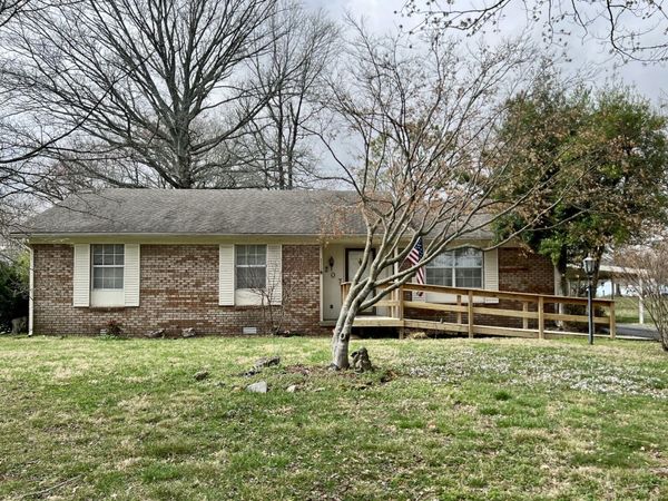 207 Spence Ln, Franklin, KY 42134