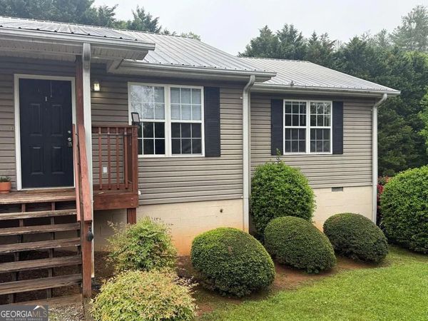 683 Grant Street, Unit APT I, Clarkesville, GA 30523