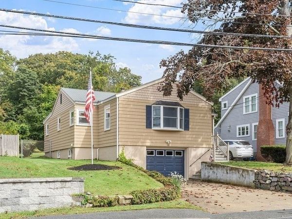 68 Spring Rd, Nahant, MA 01908
