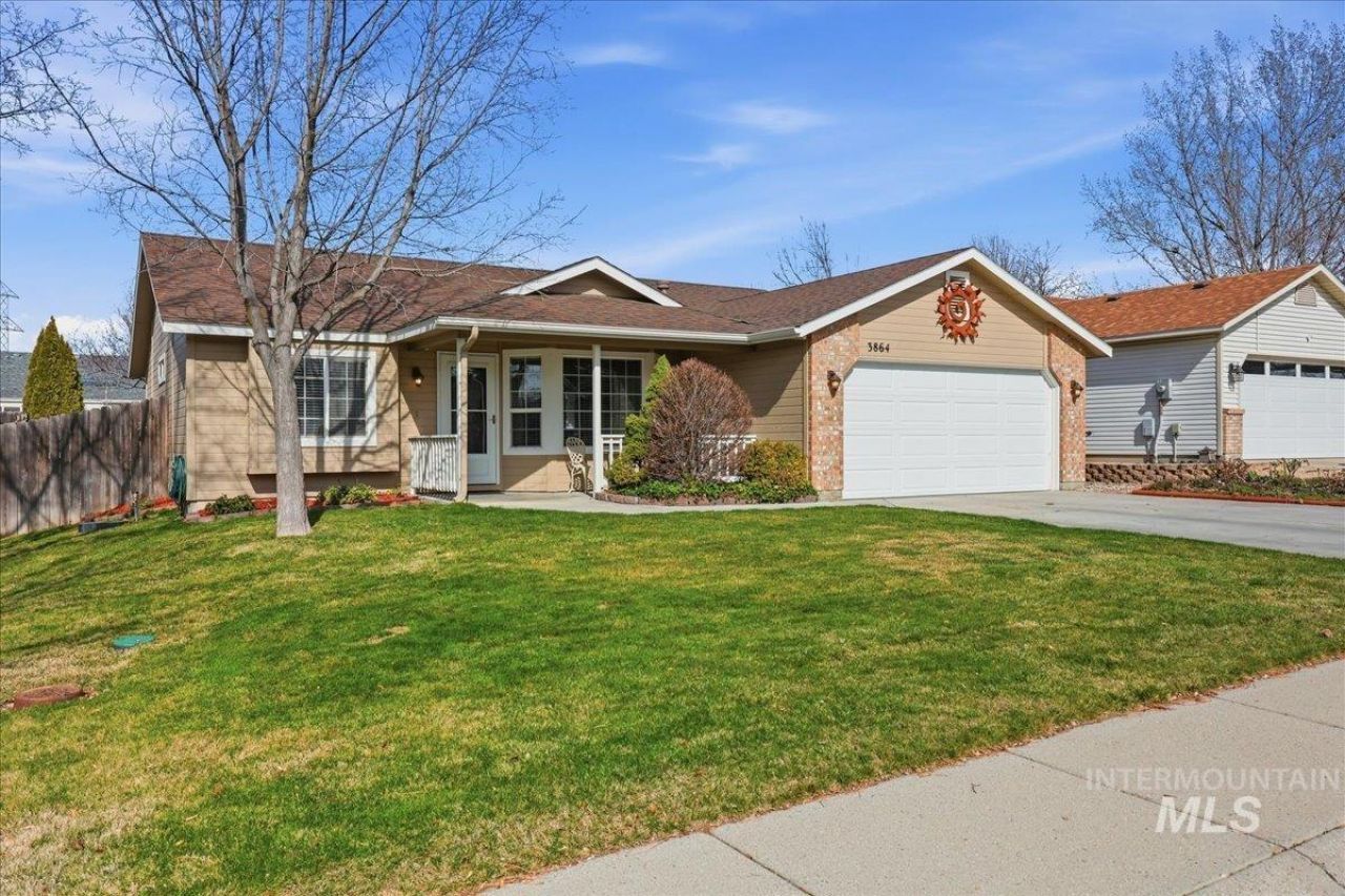 3864 E Wormwood Ct, Boise, ID 83716 Main Photo