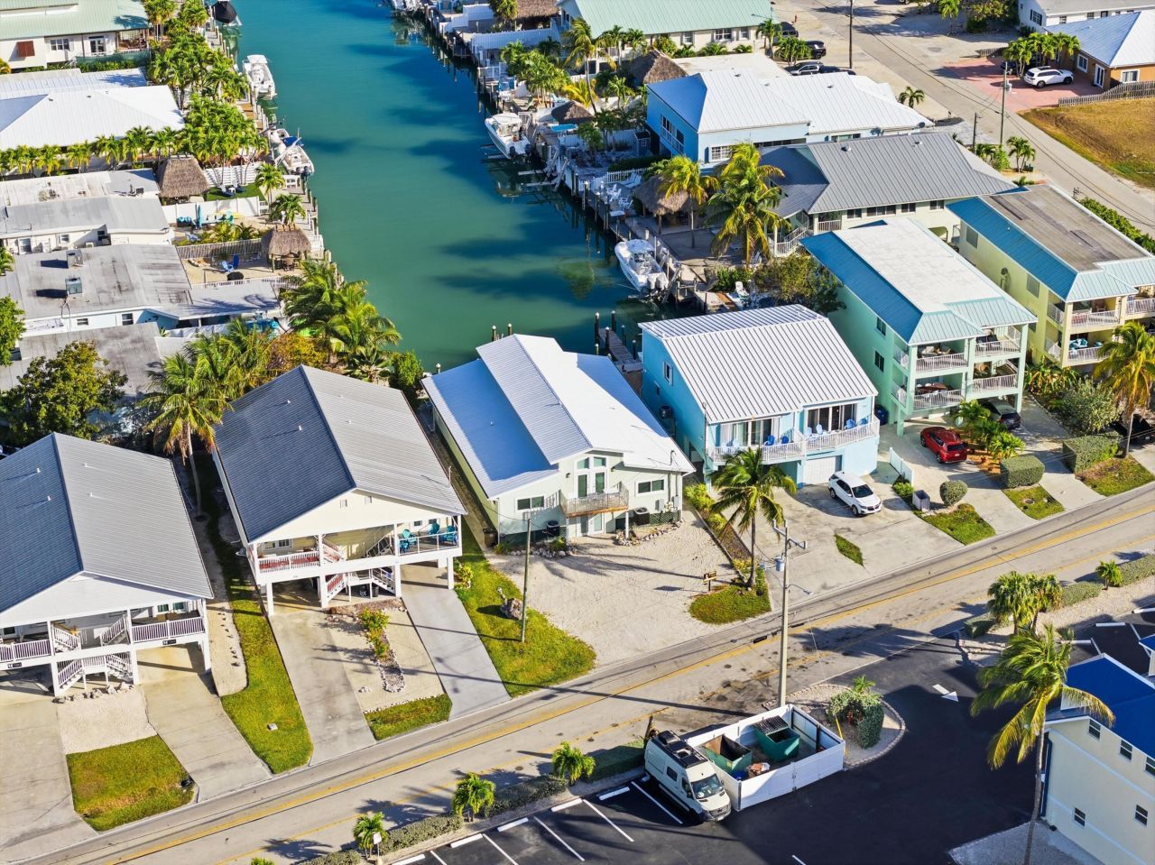 340-350 E Ocean Drive, Key Colony, FL 33051 Photo