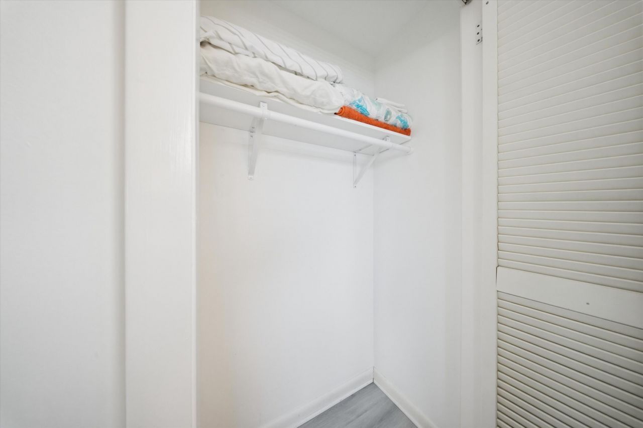 340-350 E Ocean Drive, Key Colony, FL 33051 Photo