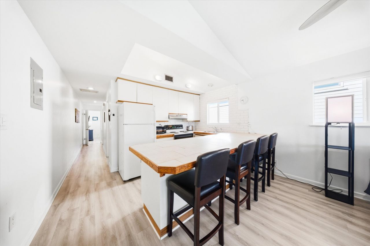 340-350 E Ocean Drive, Key Colony, FL 33051 Photo