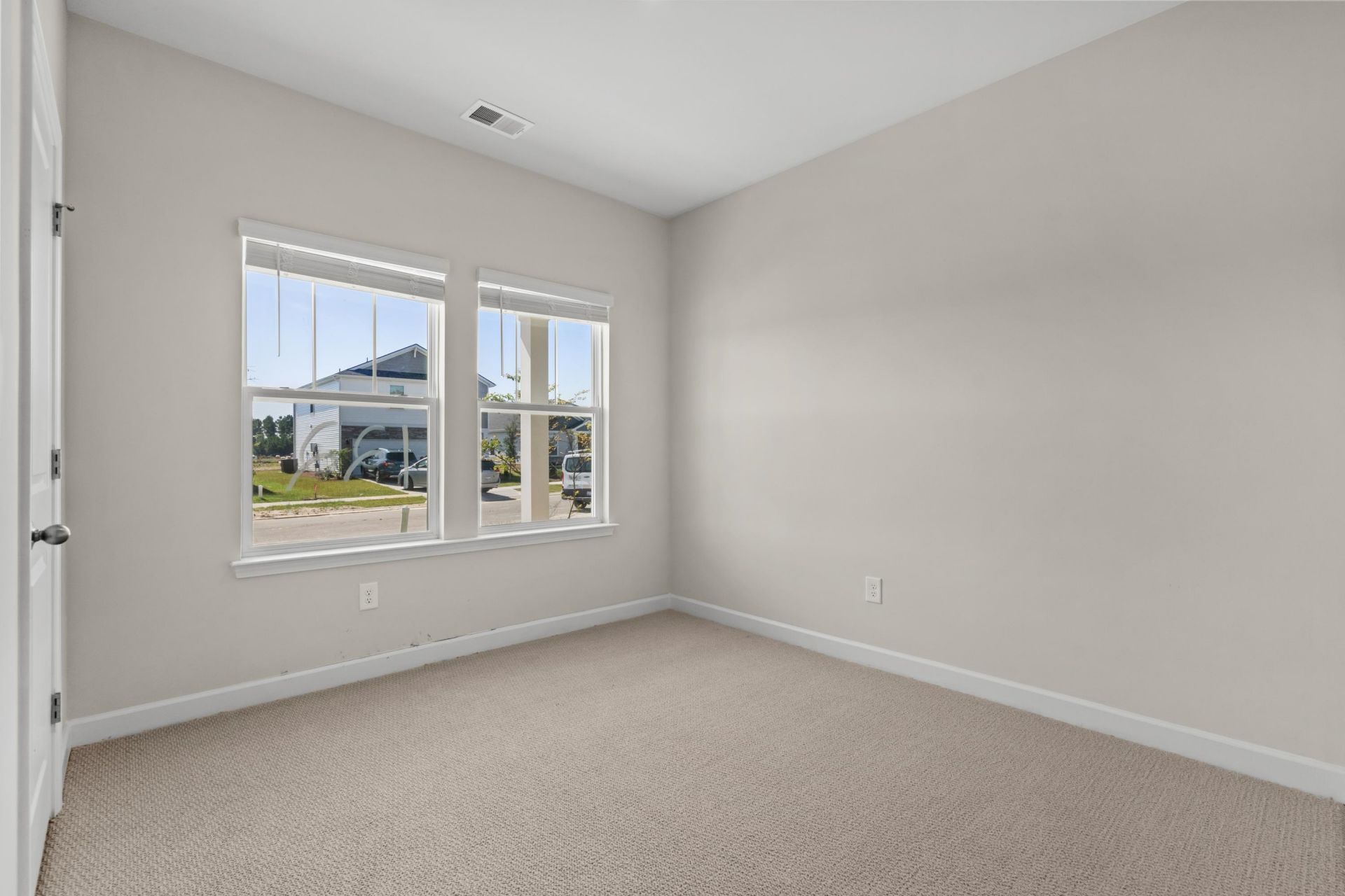 305 Jessamine St. Photo 22