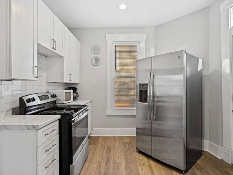 387 E 17th Avenue , Columbus, OH 43201 Photo 6