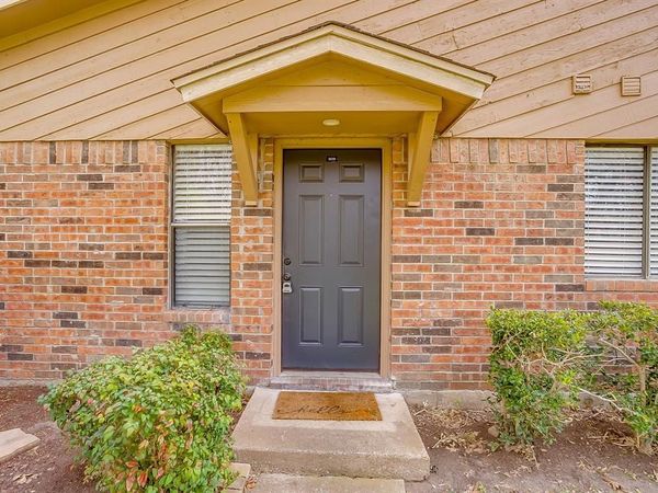 5638 Cedar Creek Drive, Benbrook, TX 76109