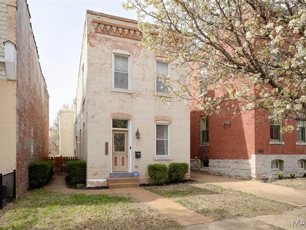2703 McNair Avenue, St Louis, MO 63118