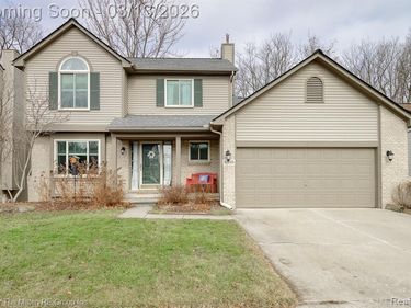 3115 River Meadow Circle, CANTON, MI 48188