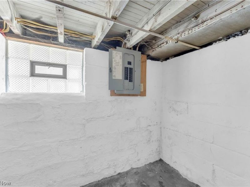 4118 Clybourne Avenue , Cleveland, OH 44109 Photo 19