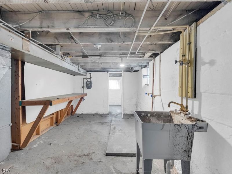 4118 Clybourne Avenue , Cleveland, OH 44109 Photo 20